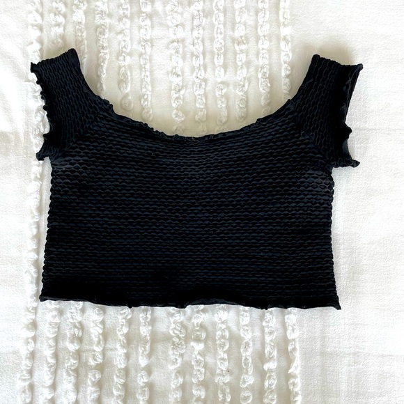 Free People black textured spandex crop top SIZE XS/S - Picture 1 of 3